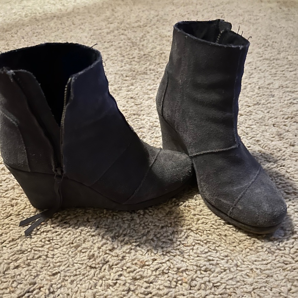 Women’s Tom Wedges